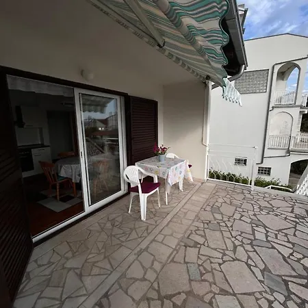 Viva Apartment Jadranovo